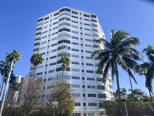 Octagon Towers photo 2